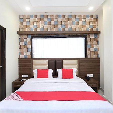 Oyo 17307 Hotel Kings Amritsar Esterno foto